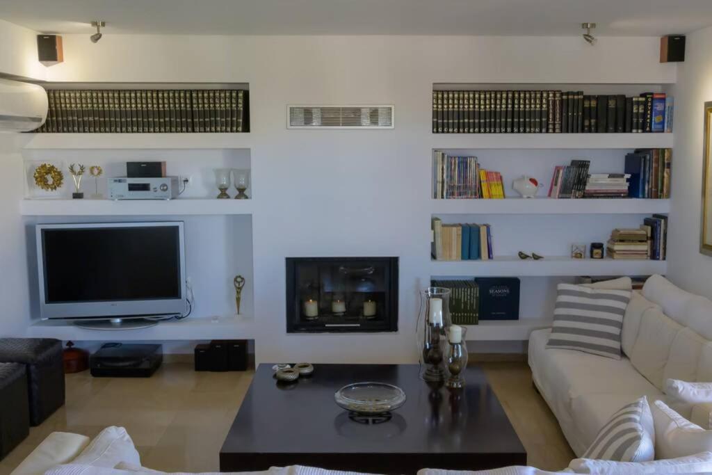 Villa Waves Anavyssos Esterno foto